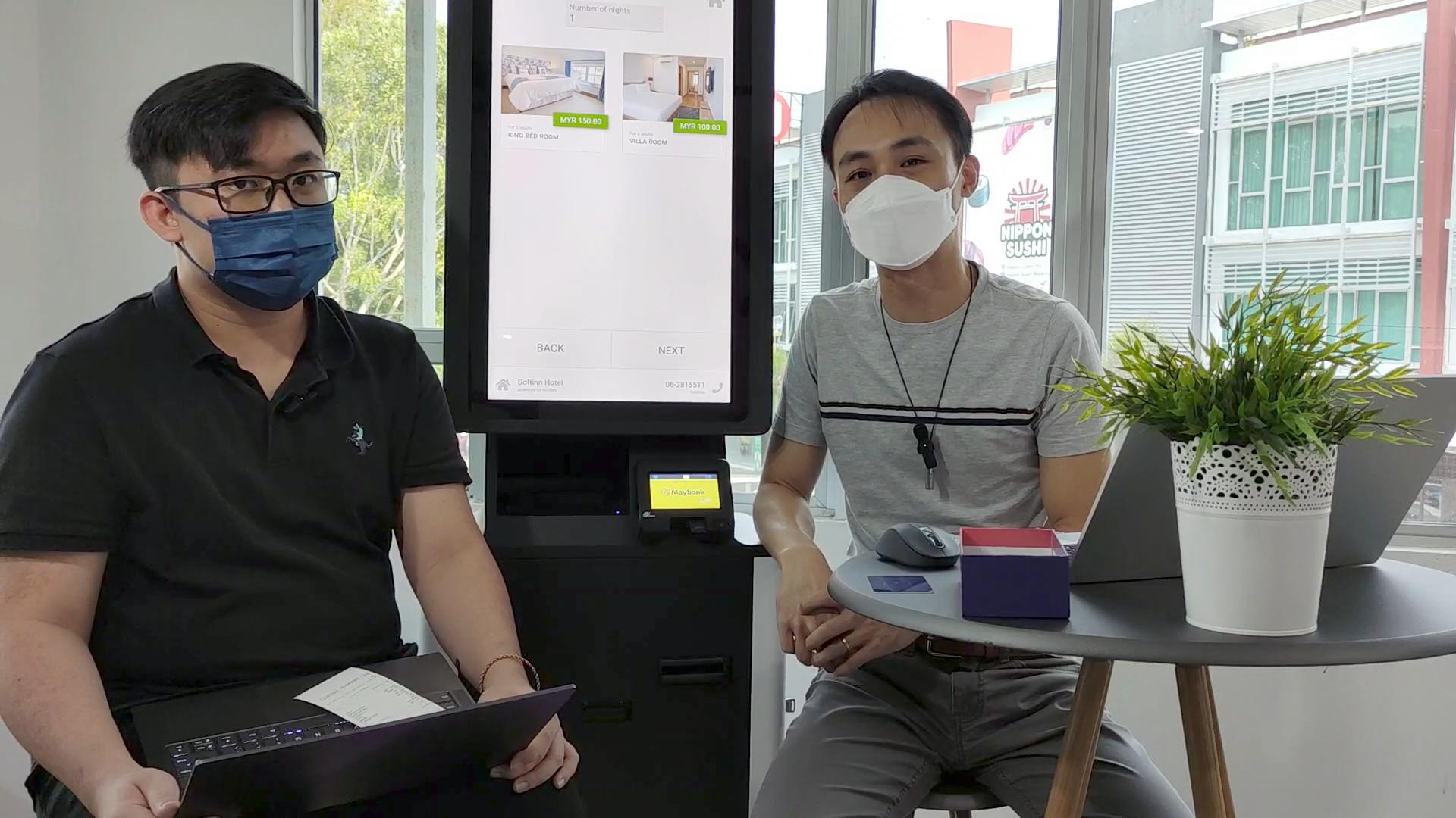 酒店自助机。马来西亚酒店入住自助机